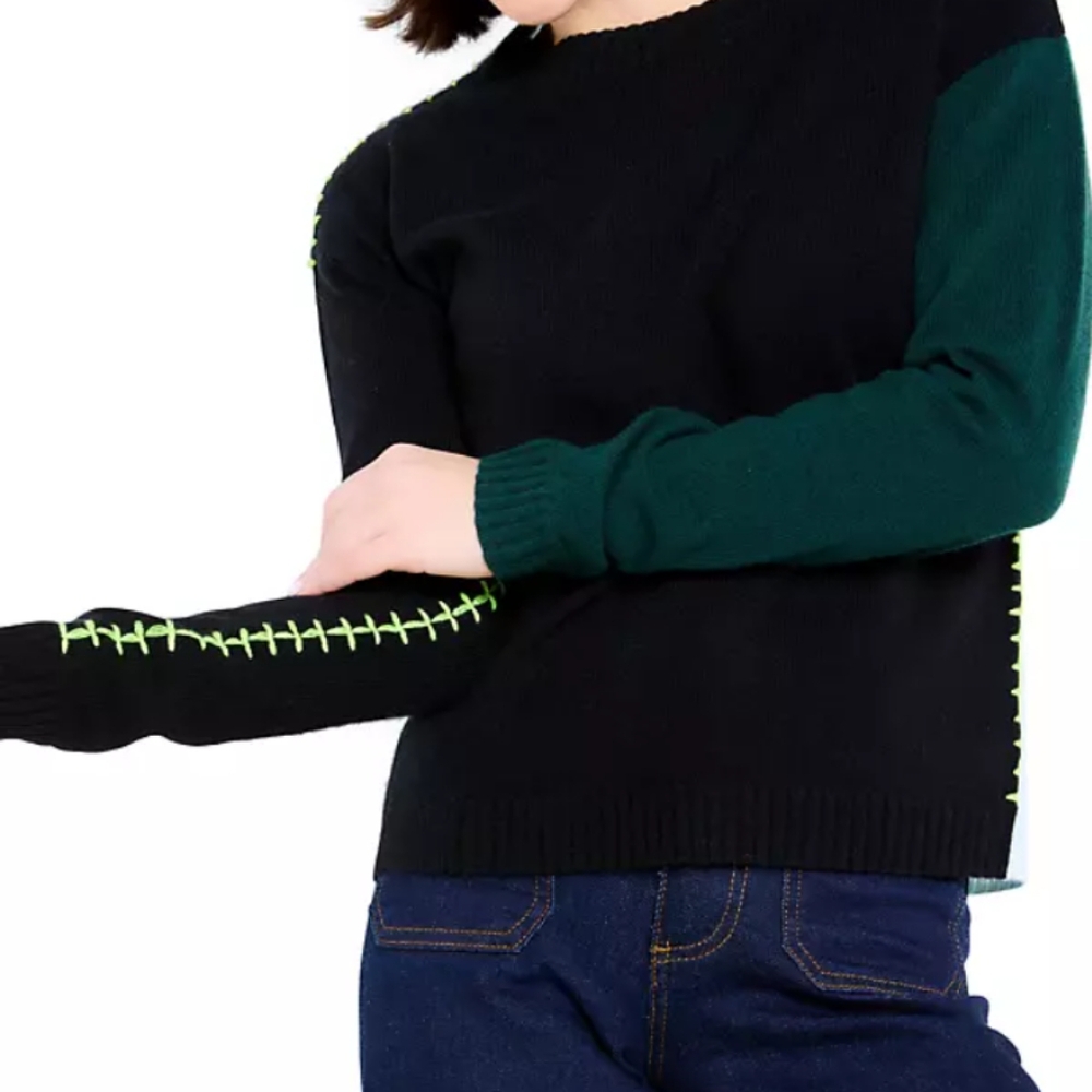 Lisa Todd Writers Block Cashmere Sweater Size M. Gently Used.